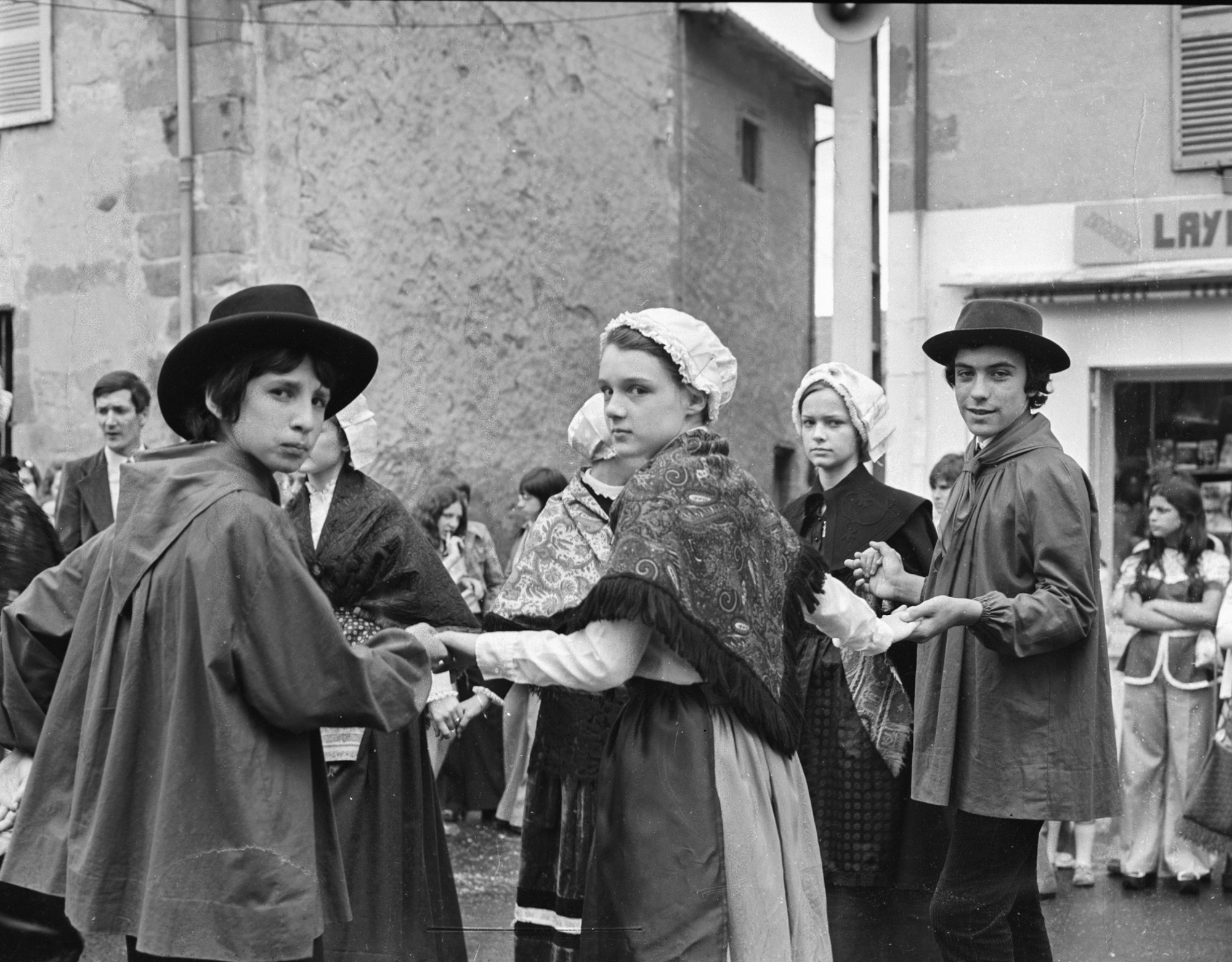 Le Chantou, groupe de danse folklorique, Mirefleurs, Avril 1973