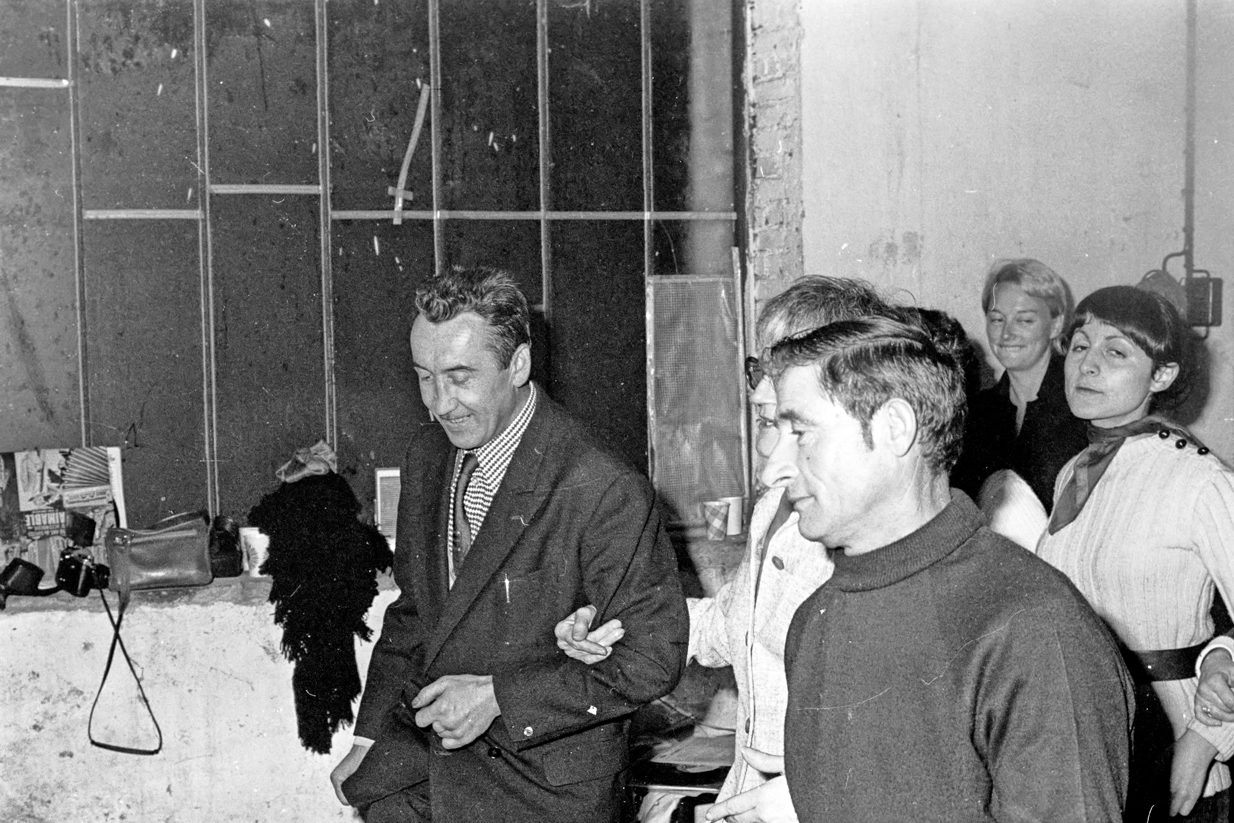 Fête à  l'occasion du jumelage des Martres-de-de-Veyre avec la ville canadienne de Wynyard, décembre 1974